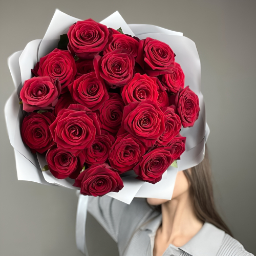 «Королевский бархат» – 25 роскошных красных роз из Эквадора  Цивильск Чувашская Республика