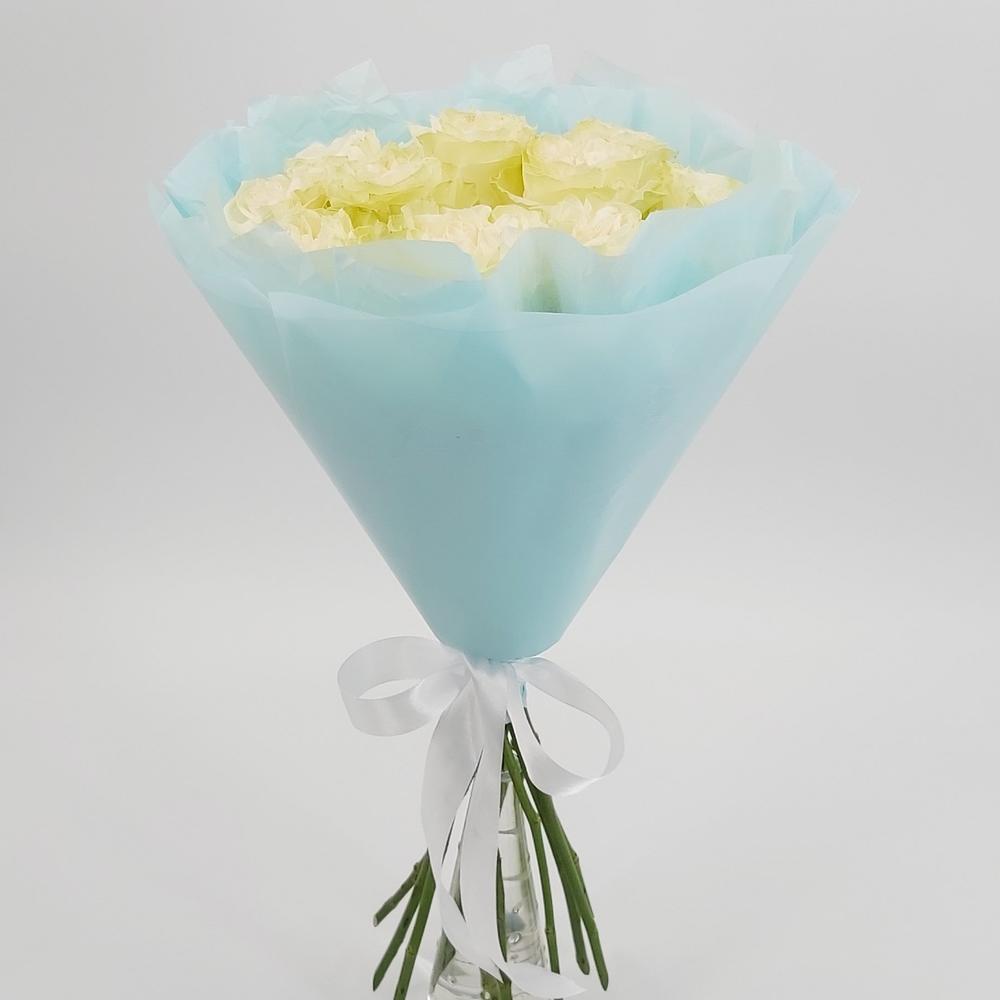 Букет «Кружевное облачко» – 11 белоснежных роз в нежной упаковке Цивильск Чувашская Республика