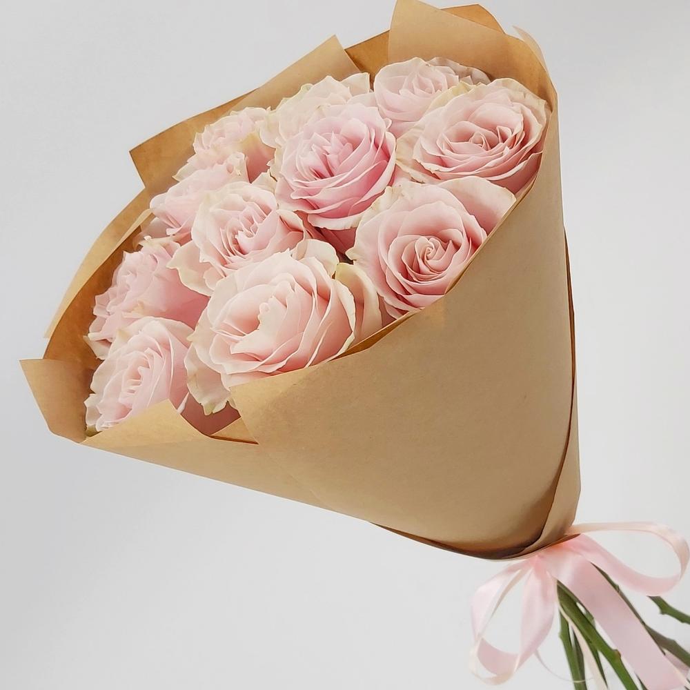 Букет из 11 розовых роз – нежность в каждом лепестке Цивильск Чувашская Республика