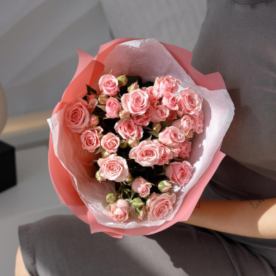 Букет «Поцелуй принцессы»  – нежные кустовые розы в королевском стиле Цивильск Чувашская Республика