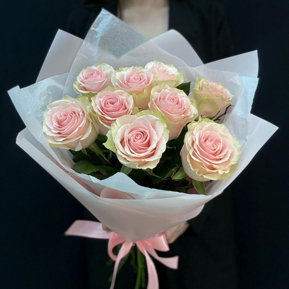 Букет из 9 розовых роз – нежность в каждом лепестке Цивильск Чувашская Республика
