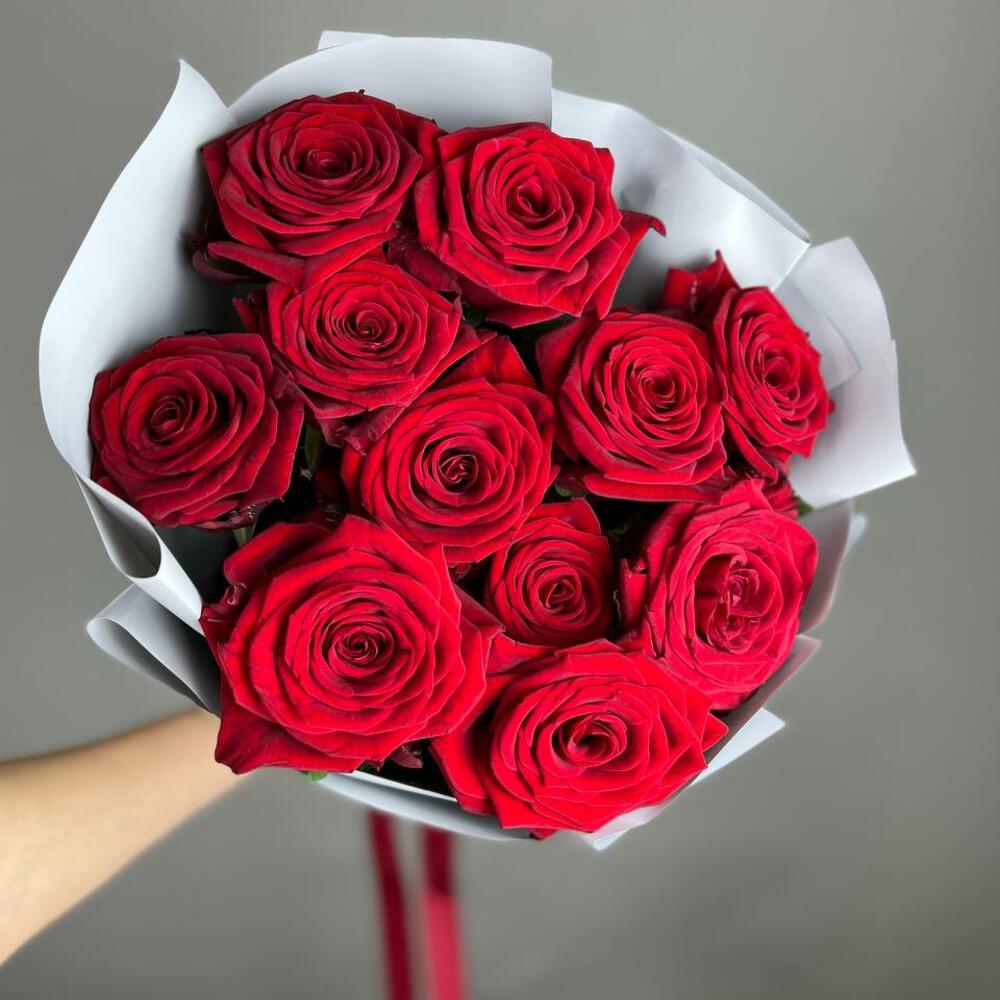 Букет «Красный бархат» – роскошь эквадорских роз Цивильск Чувашская Республика