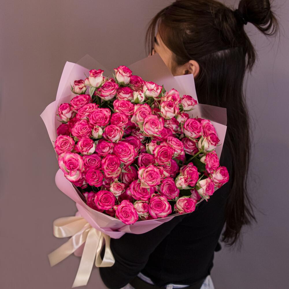 Букет «Розовый бум» – пышные кустовые розы в нежно-розовых тонах Цивильск Чувашская Республика