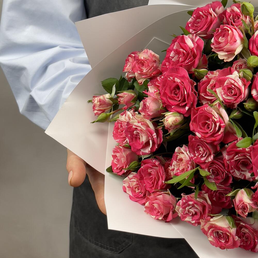 Букет «Фейерверк» – 9 пышных кустовых роз в огненной палитре Цивильск Чувашская Республика