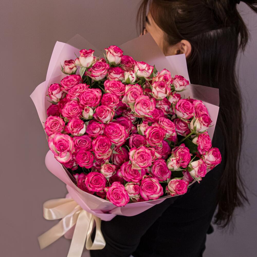Букет «Розовый бум» – пышные кустовые розы в нежно-розовых тонах Цивильск Чувашская Республика
