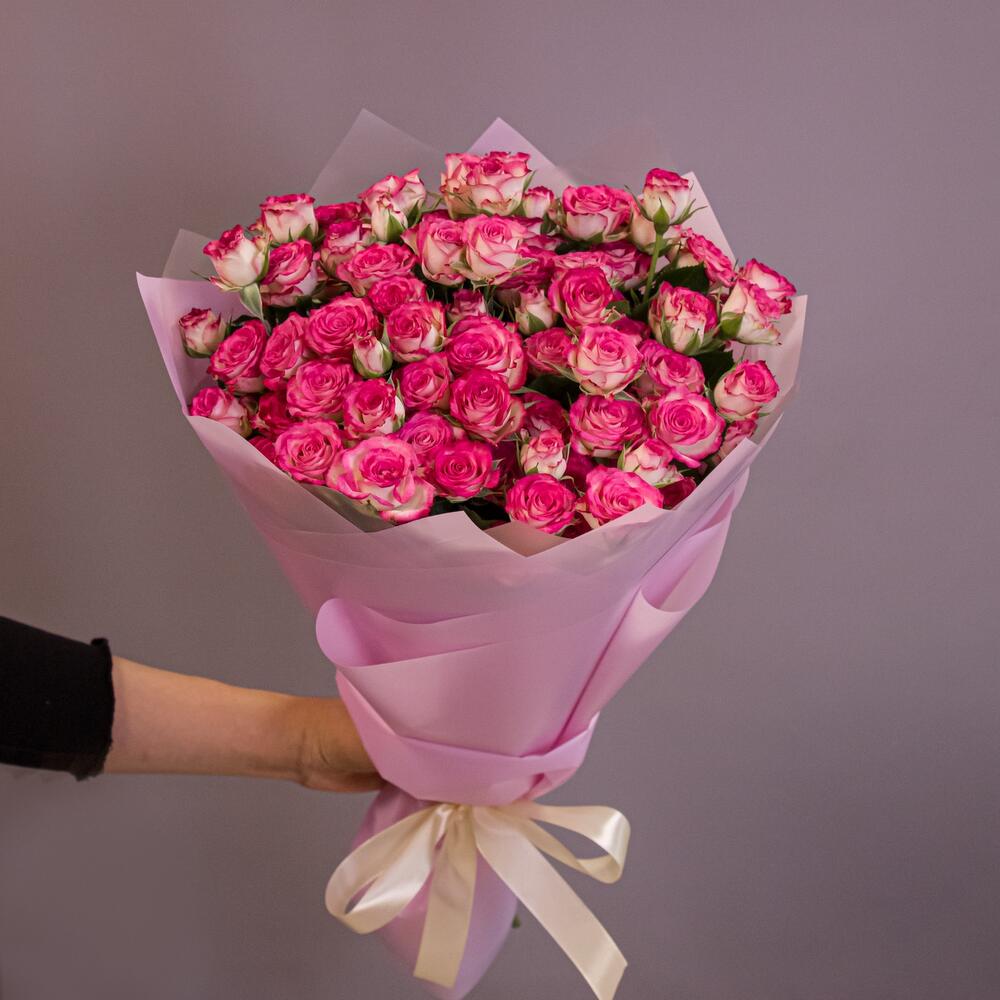 Букет «Розовый бум» – пышные кустовые розы в нежно-розовых тонах Цивильск Чувашская Республика