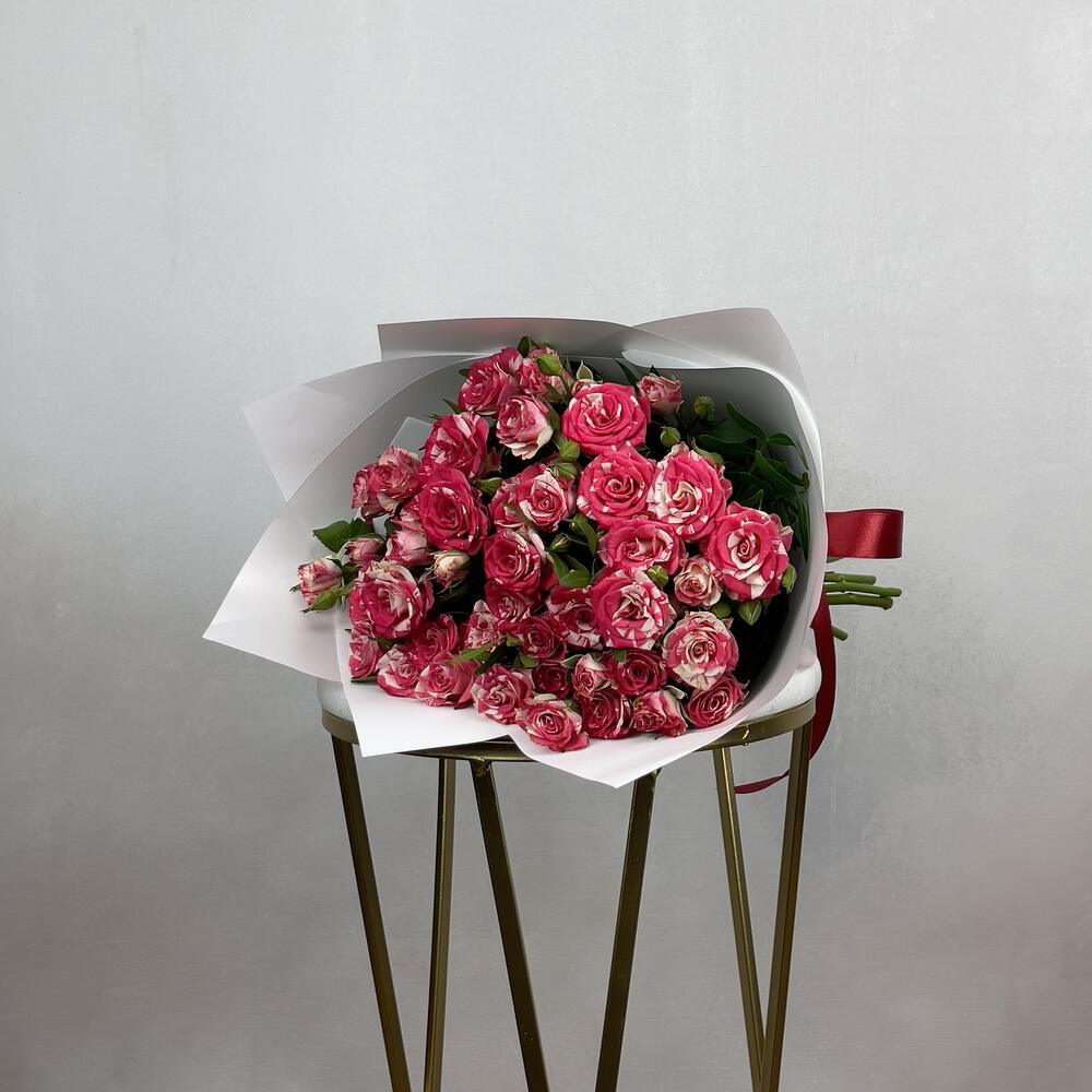 Букет «Фейерверк» – 9 пышных кустовых роз в огненной палитре Цивильск Чувашская Республика